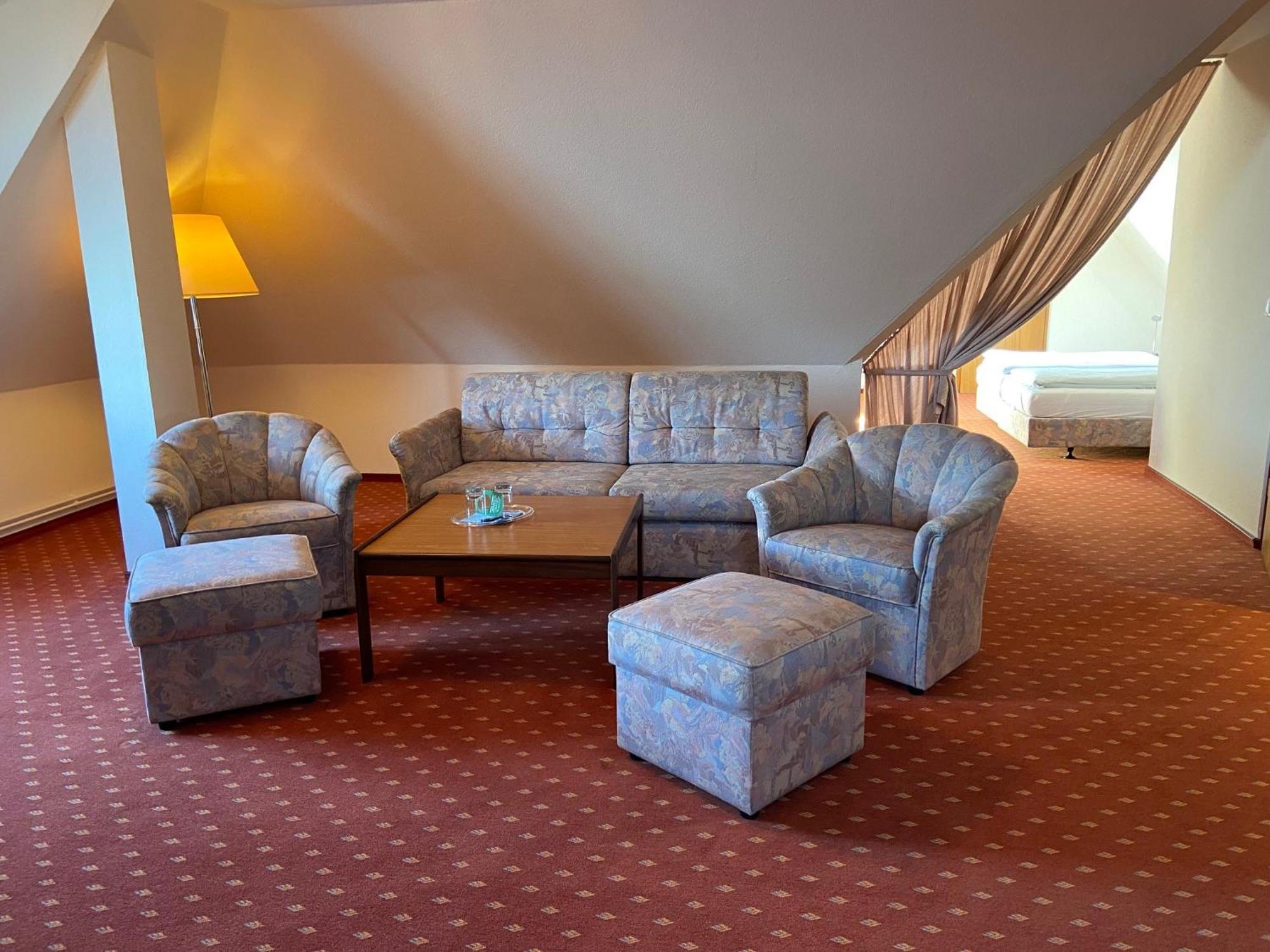 Hotel Seerose Bad มาเลนเทอ ภายนอก รูปภาพ